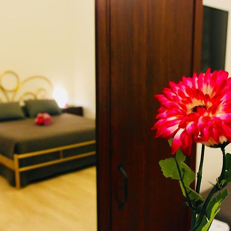 فندق Rho Gloria 2 المظهر الخارجي الصورة